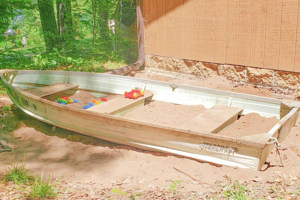 Fall Getaway Resort-3 King Suites, Dog-Friendly Seeley ภายนอก รูปภาพ